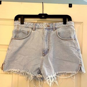 Zara Frey hem 4’’ shorts